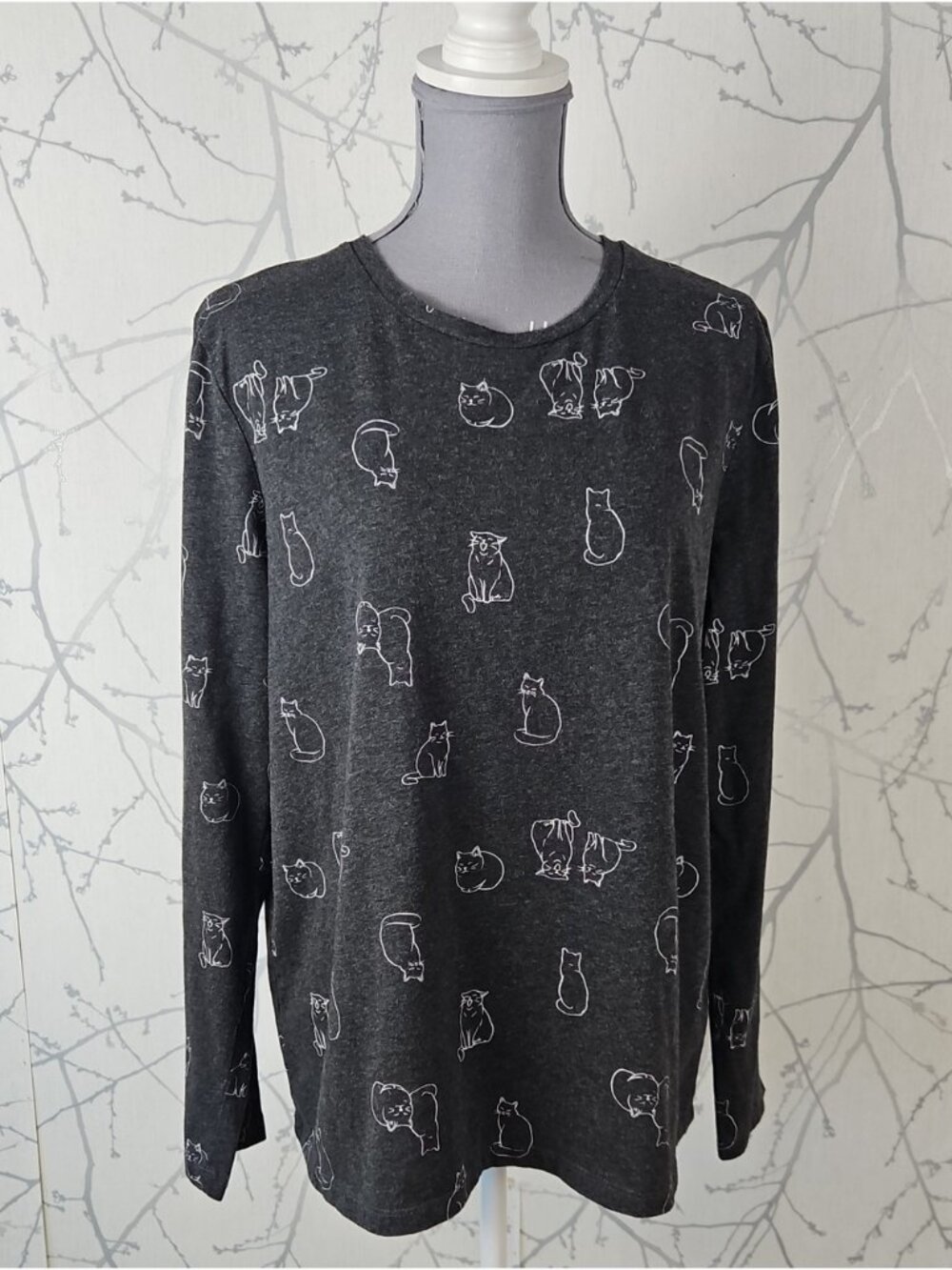 Reitmans Gray Cotton Blend Stretch Jersey Cats Print Tee